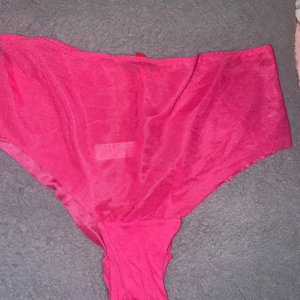 Shapewear medium - Picture 5 of 5